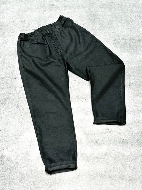 Jean MOM negro con elástico atrás -rígido- ✧