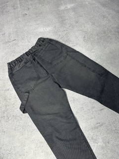 Jean MOM gris con tira y bolsillo carpintero -rigido- ♥ - Qué Barbara! - TALLES REALES
