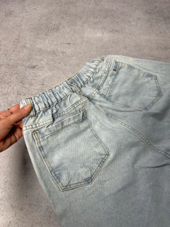 Jean WIDE LEG celeste claro desflecado con roturas -rigido-♥ - Qué Barbara! - TALLES REALES