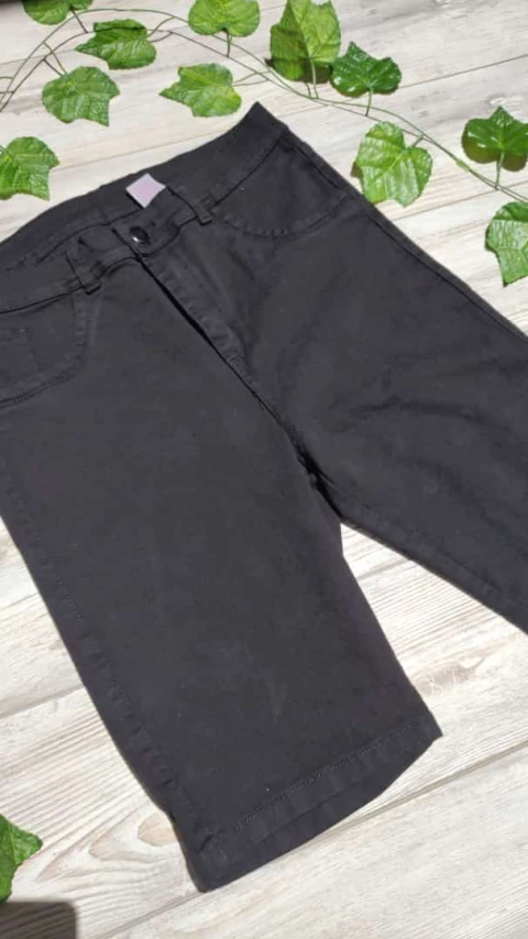 Bermuda de JEAN negra -elastizado- ❤