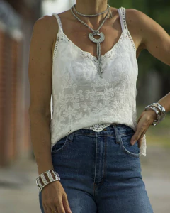 Blusa Musculosa PEAKS Blanca - comprar online
