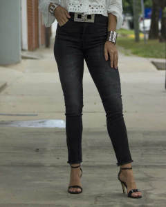 Jeans Riffle Chupin Negro REM145 - tienda online