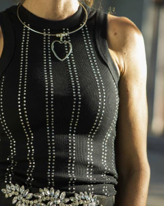 Remera Musculosa VICKY Negra