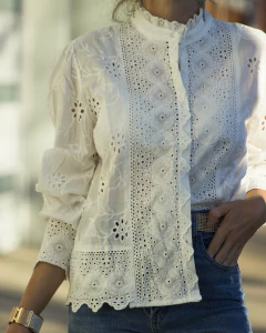 Camisa TIBET Blanca en internet