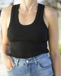 Remera Musculosa GALA Negra