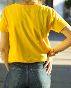 Remera GUINDAS Amarilla en internet