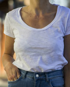 Remera Básica ADELE Blanca