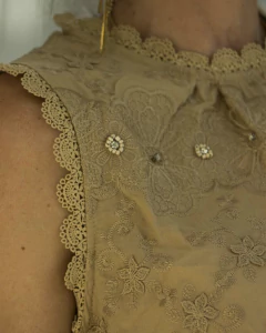 Imagen de Blusa ZAMA Camel