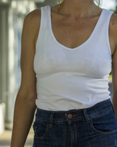 Remera Musculosa MARGA Blanca - tienda online