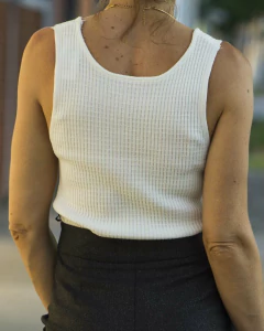 Top Musculosa MARFIL Blanco - Yo Kiero
