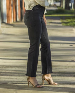 Jeans Riffle Oxford Cropped Negro R5140 en internet