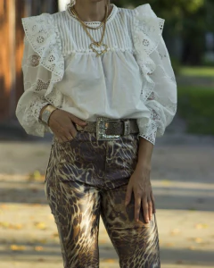 Blusa NEBRA Blanca - comprar online