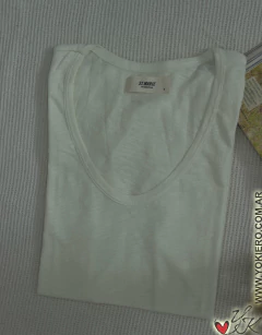 Remera Básica PLUMA Crudo [S=1] - comprar online