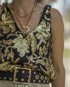 Imagen de Blusa Musculosa DELHI Negra & Dorado