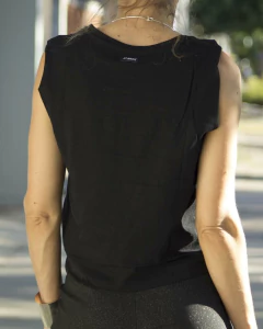 Remera ALICANTE Negra - tienda online