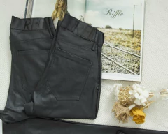 Jeans Riffle Chupin Engomado Negro R4918 [24=XS] en internet