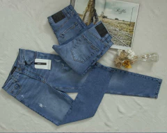 Jeans Riffle MOM Confort M01085 [24=XS] ULTIMO DISPONIBLE