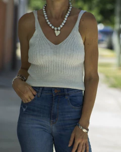 Musculosa Top GRECIA Gris en internet