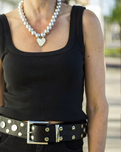 Imagen de Remera Musculosa GABBIE Negra