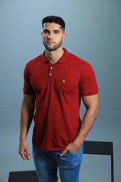 Camisa Polo Básica Piquet Vermelho Vino 0010 na internet
