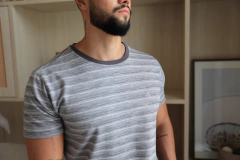 Camiseta Gola Careca Masculina Cinza 1134 na internet