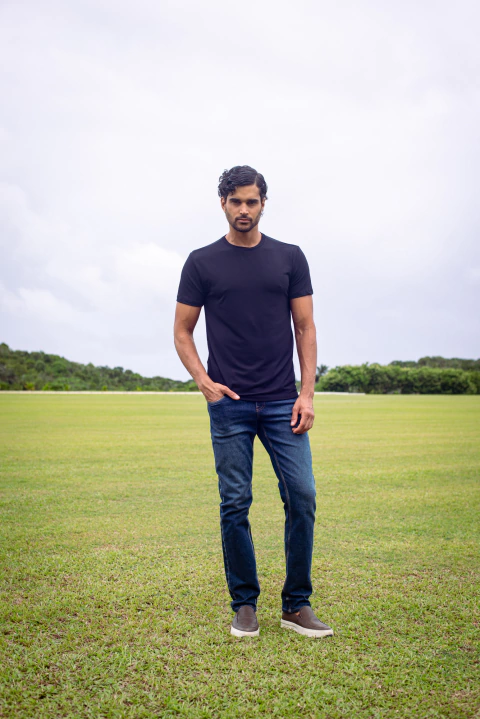 Camiseta Gola Careca Modal Preta 1124