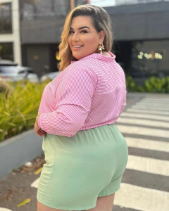 SHORT PLUS SIZE LETICIA - Amanditta Plus | Moda Feminina Plus Size