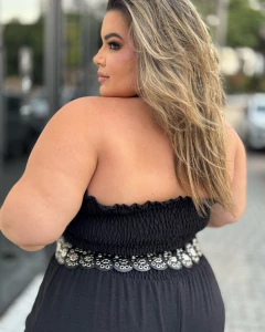 MACACÃO LONGO ELASTEX PLUS SIZE ANDREZA PRETO - Amanditta Plus | Moda Feminina Plus Size