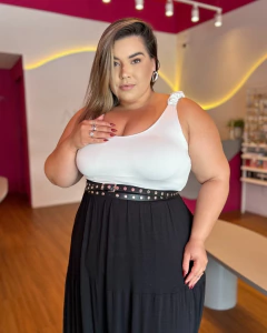 BODY PLUS SIZE ALÇA FRANZIDA MEL - Amanditta Plus | Moda Feminina Plus Size