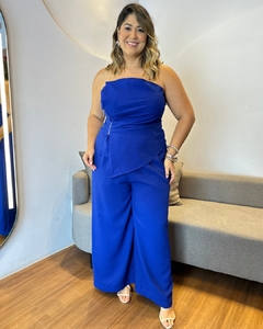 CONJUNTO PLUS SIZE CALÇA PANTALONA E BLUSA SEM ALÇA ZÍPER FRONTAL SAMMY AZUL - comprar online