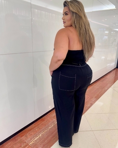 CONJUNTO PLUS SIZE CALÇA PANTALONA E TOP DETALHE COSTURA CONTRASTE MIA - loja online