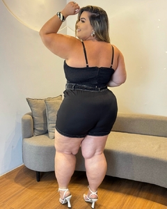 CONJUNTO PLUS SIZE SHORT E CROPPED ZÍPER NAS COSTAS MAITE PRETO na internet