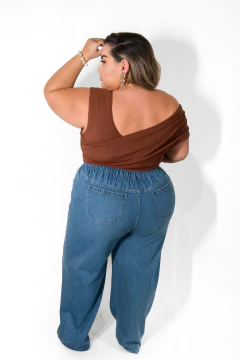 CALÇA JEANS PLUS SIZE WIDE LEG LARISSA