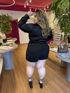 Imagem do SHORT PLUS SIZE ALFAIATARIA COM CINTO LETICIA PRETO