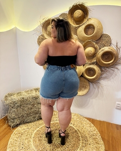 Imagem do SHORT SAIA JEANS PLUS SIZE ANITTA