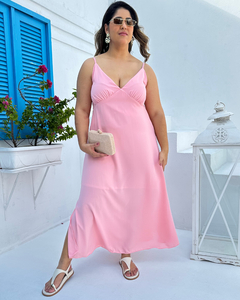 VESTIDO LONGO PLUS SIZE ALÇA REGULÁVEL COM FENDA LATERAL MILENA - Amanditta Plus | Moda Feminina Plus Size