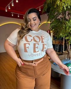 CALÇA PLUS SIZE WIDE LEG LANA na internet