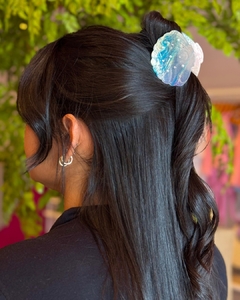 Imagem do PRESILHA DE CABELO CONCHA MARMORIZADA COM STRASS