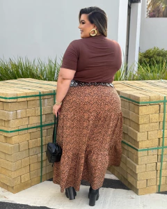 SAIA LONGA PLUS SIZE LILA ANIMAL PRINT na internet