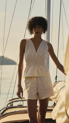 Short Claire - comprar online