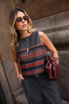 Blusa Cropped Luiza na internet