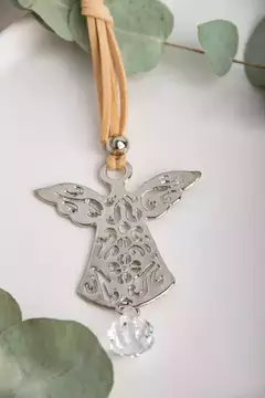 ANGELITO COLGANTE CON GAMUZA-apto souvenir - comprar online