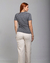 T-shirt Essencial Gola V - Divina Garota