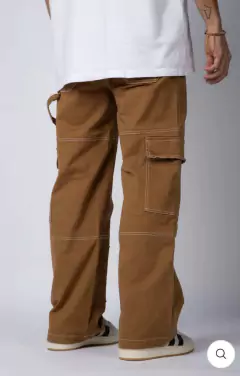 Carpintero bronco camel - comprar online