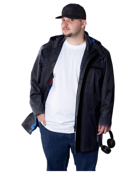 CAMPERA BOMBER IMPERMEABLE NEGRO