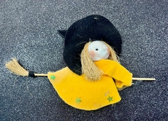 Adorno Bruja Chica