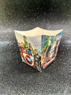 Pochoclera AVENGERS en internet