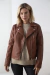 Imagen de CAMPERA EDNA CIERRE CARAMEL (O140)