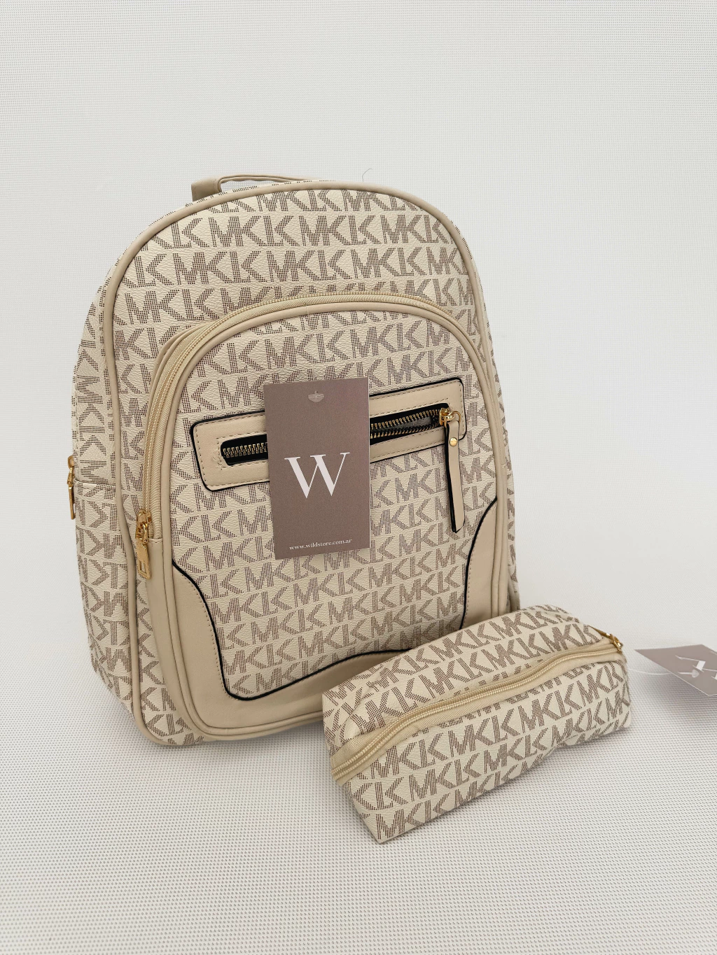 Mochila + cartuchera MK