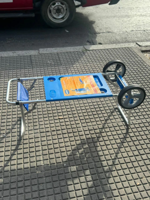 Carrito/Mesa de playa Mor Azul - comprar online